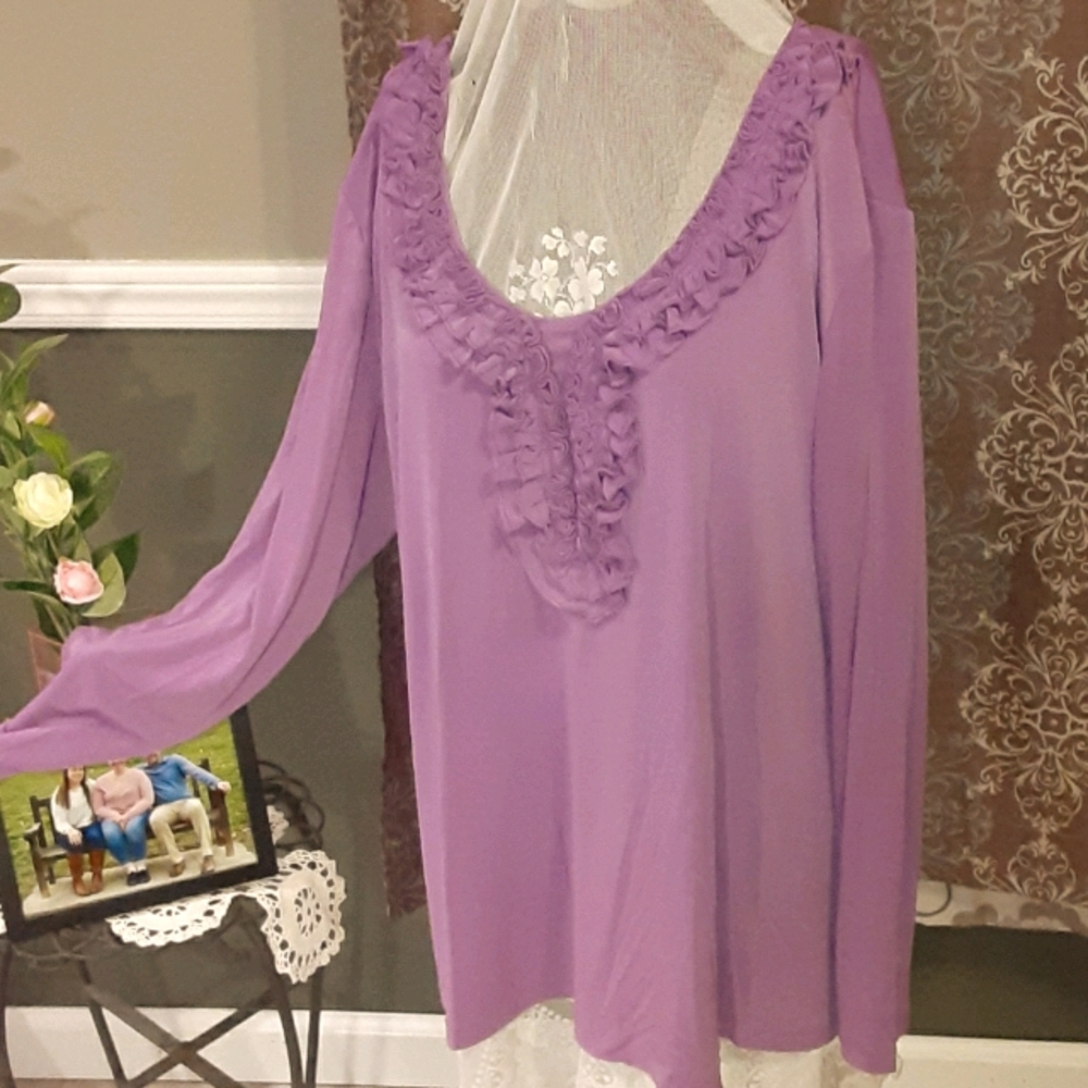Susan Graves Plum Pullover Stretchy Top